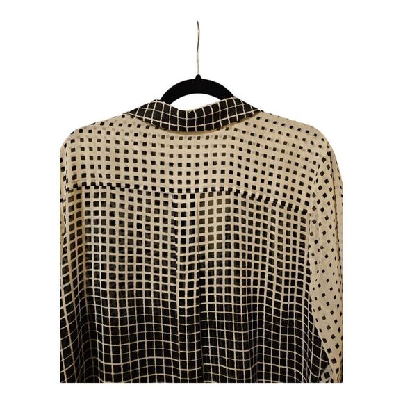 CHICO'S Ombré Geometric Sheer Button-Down Shirt - Size 3 (XL) - Picture 5 of 10